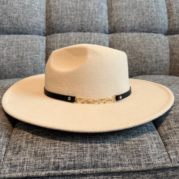 Cream Wide Brim Felt Hat with Black Band & Gold Chain Detail Adjustable Fit - Picture 2 of 13